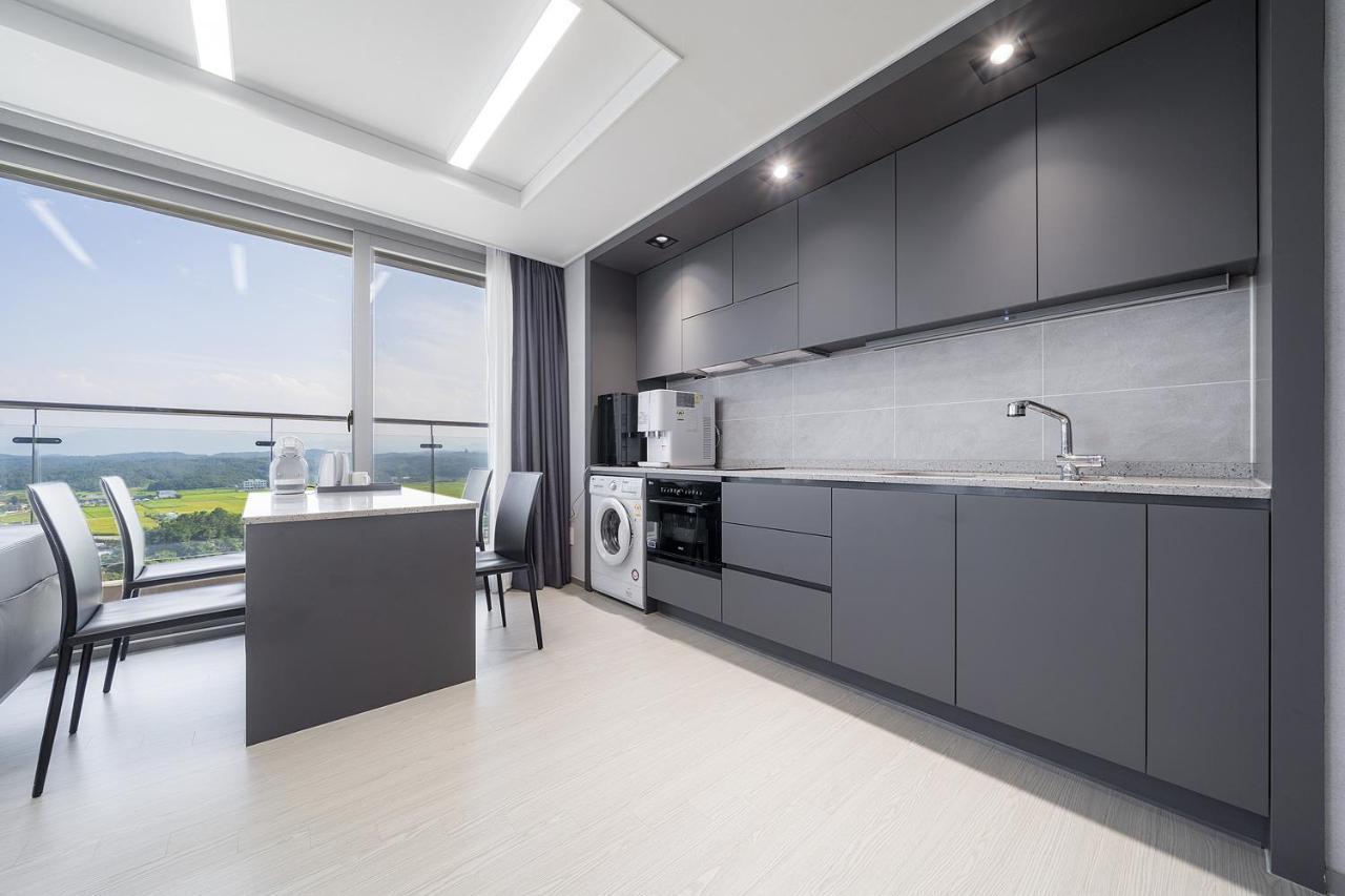 Gangneung Chonpines Ocean Suites Hotel 외부 사진